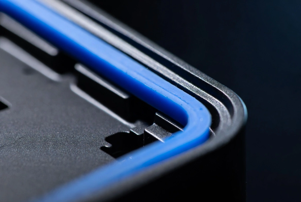 IP68 sealing gasket and CNC groove detail for high-density IoT hardware